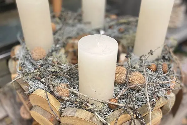 Adventskranz in Silber
